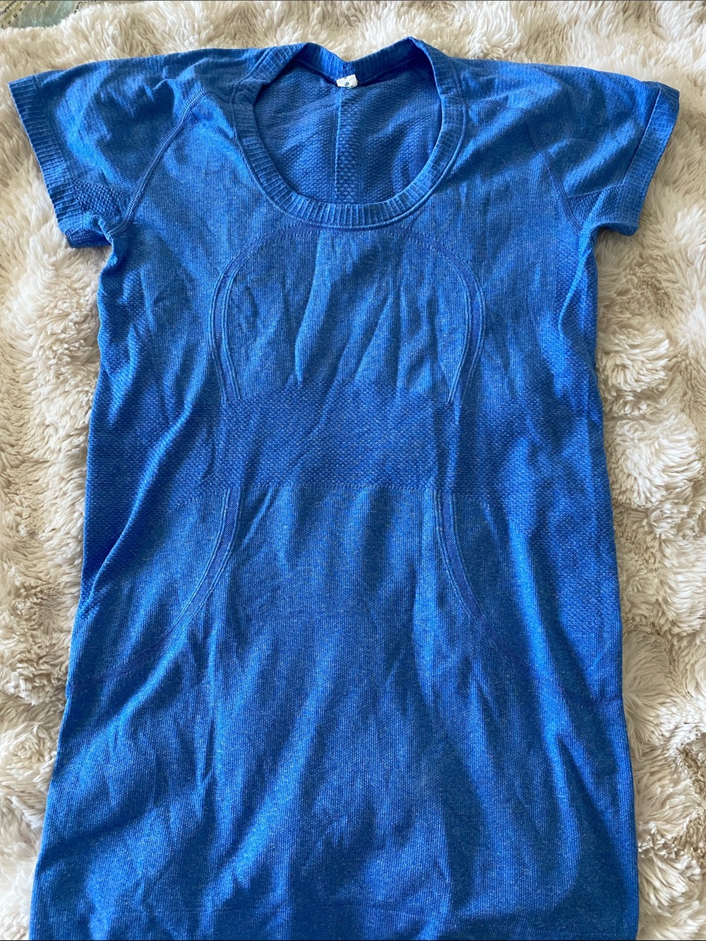 lululemon athletica 2 Workout Top - Size 6 - Picture 6 of 9